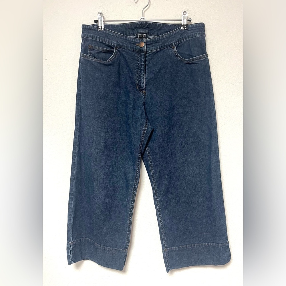 Eileen Fisher Denim Jean Crop
Capri Quiet Luxury Designer Preppy Chic
Size Small